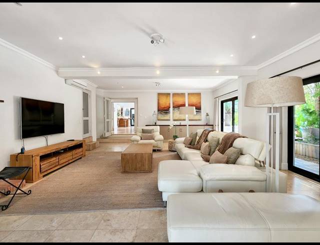 5 BEDROOM HOUSE FOR SALE IN HELGARDA ESTATE